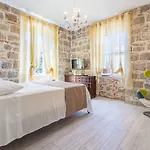 Pietra Rossa Hotel 4*