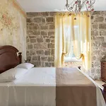 Hotel Pietra Rossa