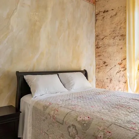 Pietra Rossa Szálloda 4*