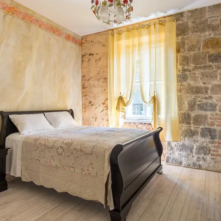 Szálloda Pietra Rossa 4*