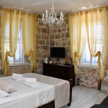 Szálloda Pietra Rossa 4*