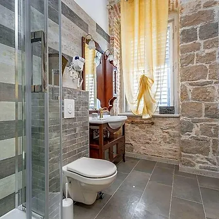 Pietra Rossa Hotel 4*