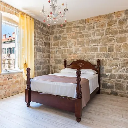 Szálloda Pietra Rossa 4*