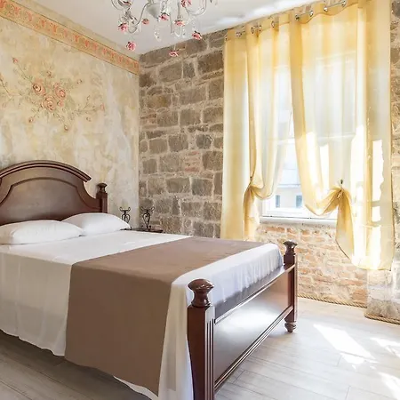 Pietra Rossa Hotell Split