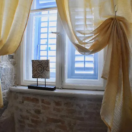 فندق Pietra Rossa 4*