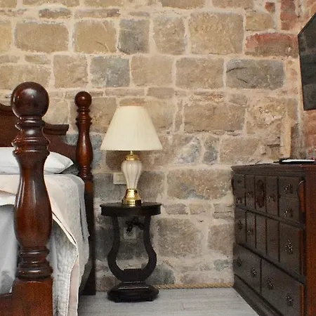 Pietra Rossa 4* Split