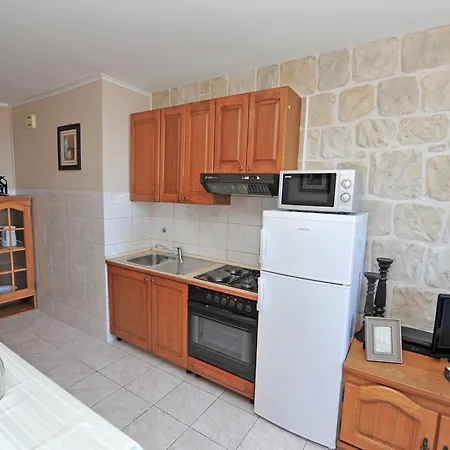 Pietra Rossa 4* Split