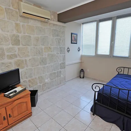 Pietra Rossa Szálloda 4*