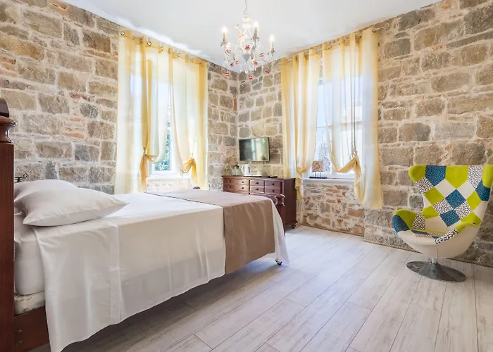 Pietra Rossa Hotel 4*