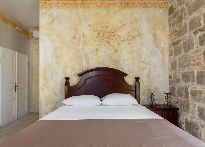 Pietra Rossa Hotel 4*