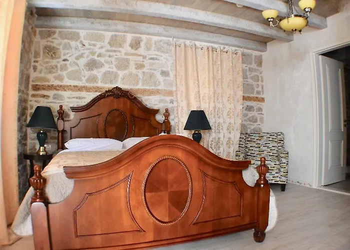 Pietra Rossa 4* Split