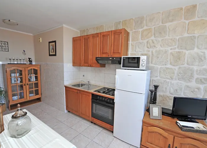 Pietra Rossa 4* Split